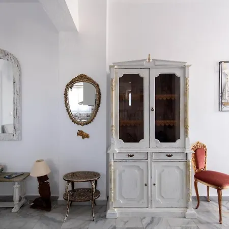 Ricos Two Bedroom House - Paros Апартаменты Науса