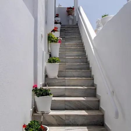 Ricos Two Bedroom House - Paros