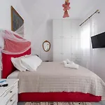 Ricos Two Bedroom House - Paros Lägenhet Naousa