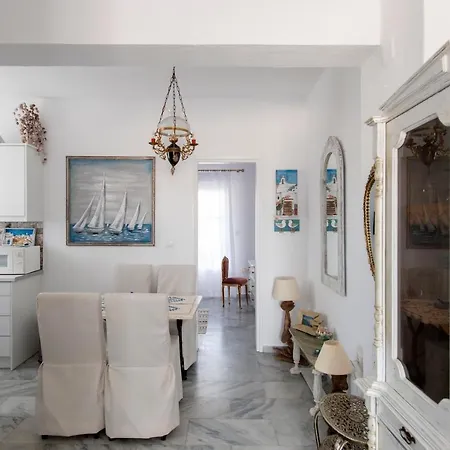 Ricos Two Bedroom House - Paros Apartment