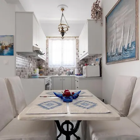 Ricos Two Bedroom House - Paros * Naousa (Paros)